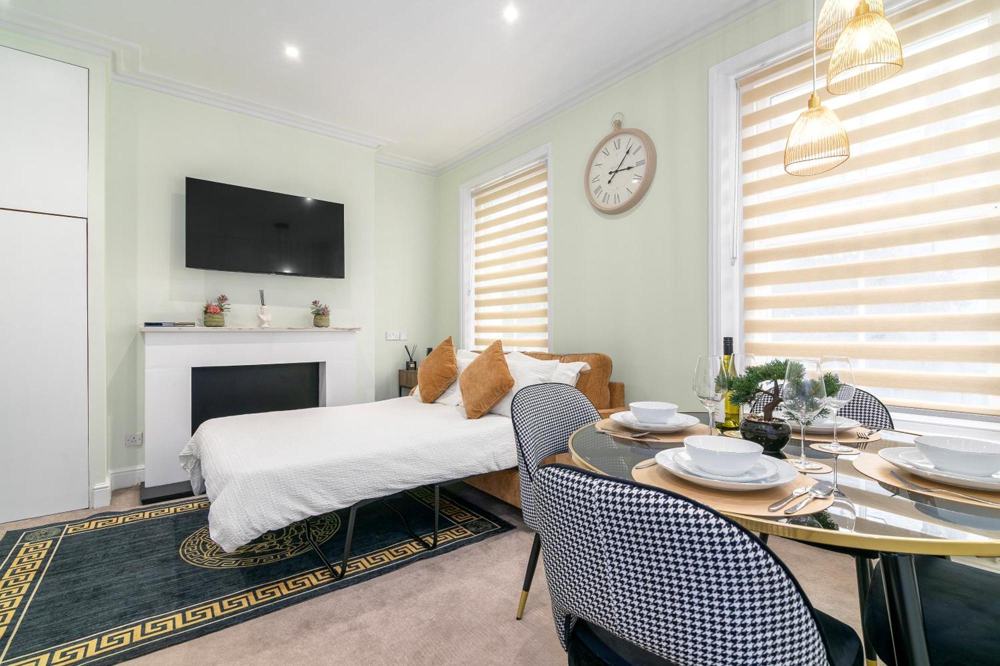 1 Bed Flat 5 Min From Holland Park Station! London Apartment *